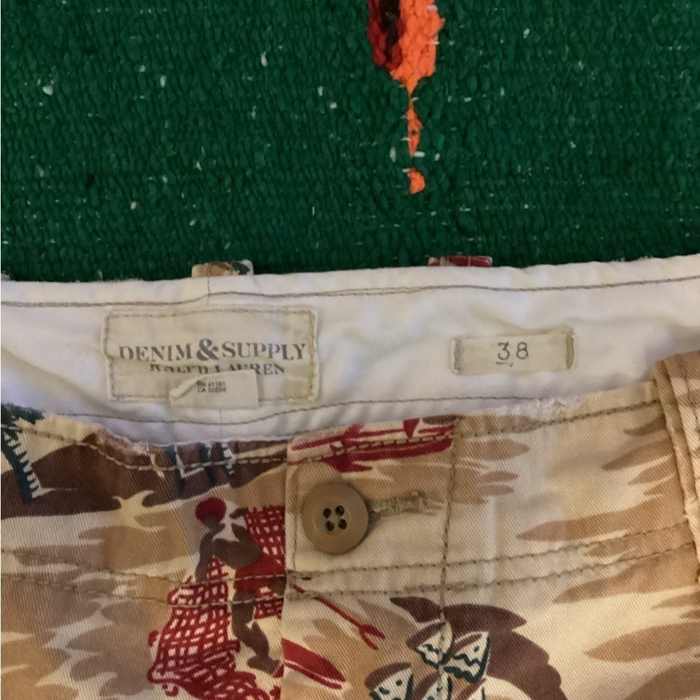 Ralph Lauren Denim & Supply Mens Cargo Shorts Tropical Boats  Palm Trees Size 38 - Picture 3 of 3